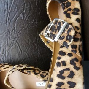 Zapatos prints hebilla